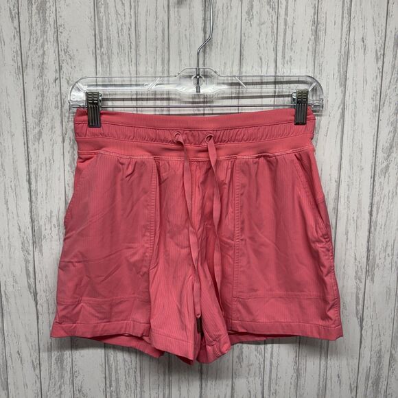 lululemon athletica Pants - Womens Size 4 Lululemon Dance Studio Shorts EUC